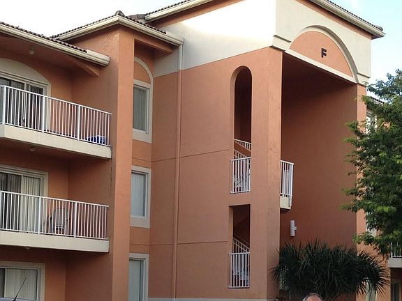 4th image of 6968 SW 39th St APT 301F