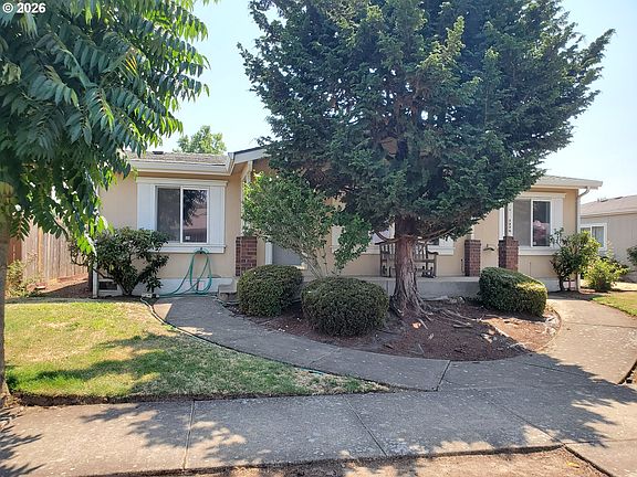 2nd image of 1376 David Ave
