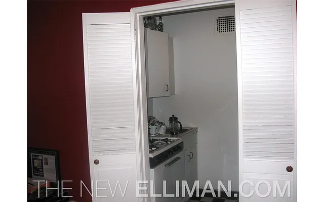 Rented by Douglas Elliman | media 31