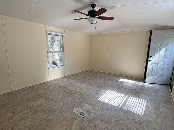 2nd image of 32601 Hillcreek Rd
