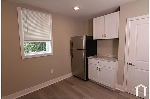 1631 Dyre St #B1 Photo 1 1631 Dyre St #B1 Photo 1