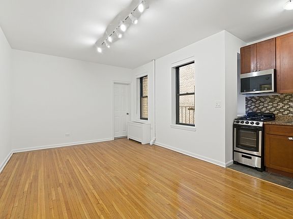 3rd image of 220 W 24th St APT 2F