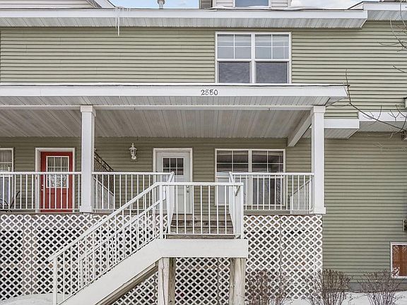 2nd image of 2880 Clover Ridge Dr