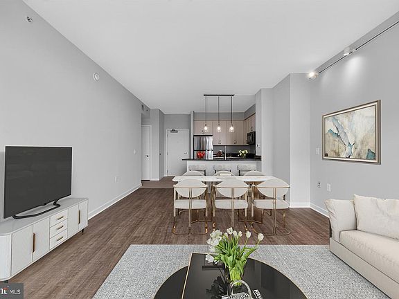 3rd image of 437 New York Ave NW APT 708