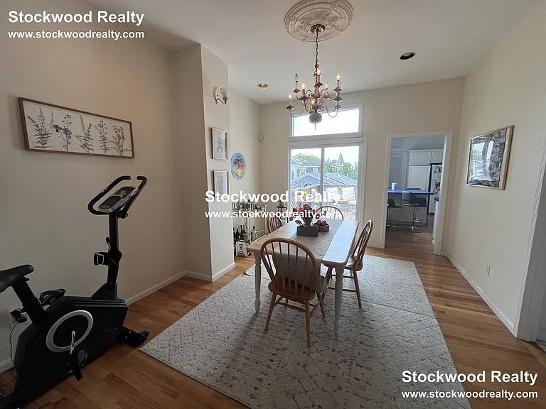 11 Gates St #2 — Photo 3
