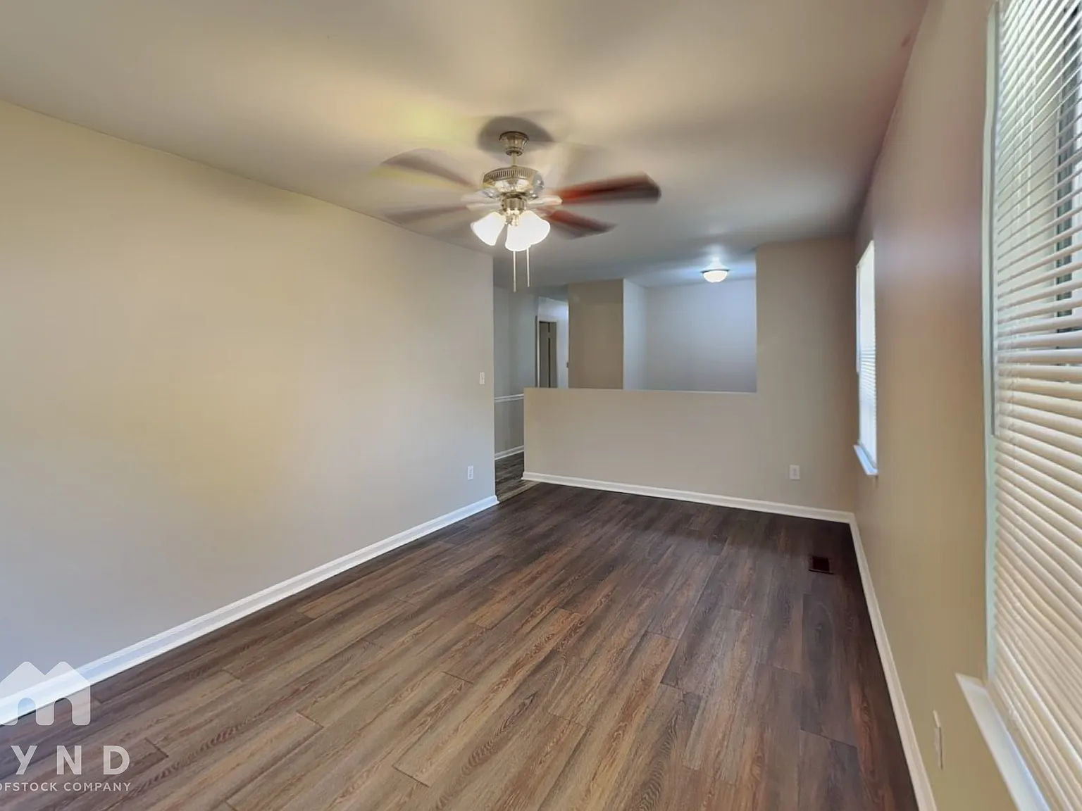 3 bed, 2.0 bath, 1878 sqft, $1,565 — Photo 3