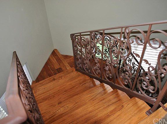 4th image of 320 W Arlight St