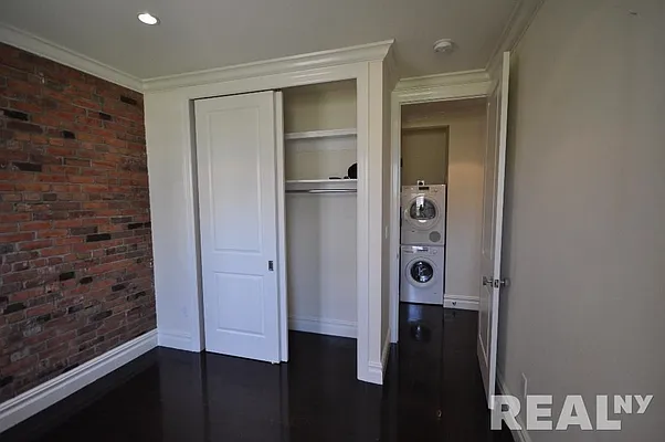 Rented by REAL New York | media 8