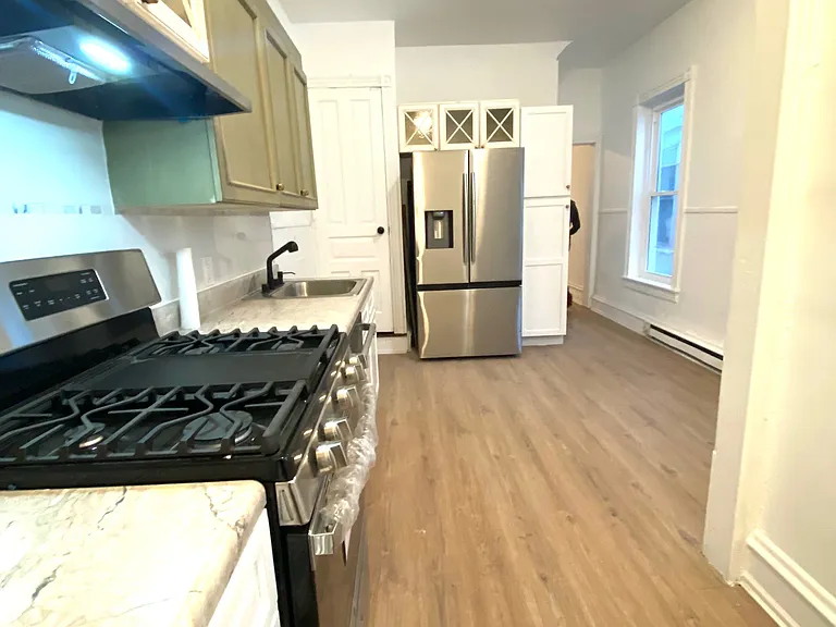 812 Chestnut St — Photo 6