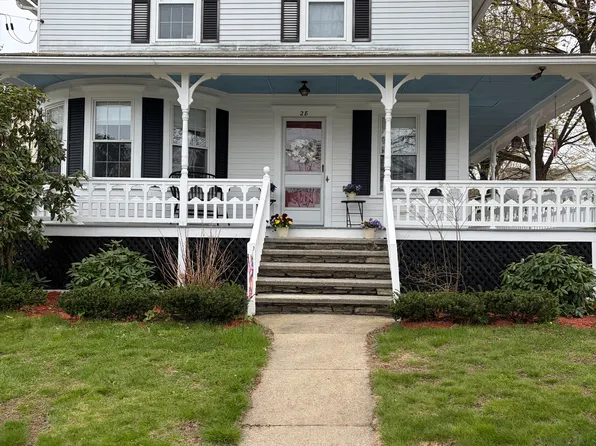 28 Margaret St, Southbridge, MA 01550