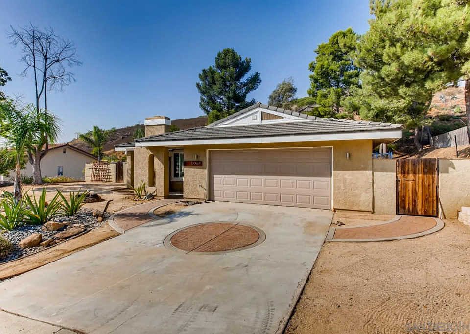 1st image of 12262 Escala Dr