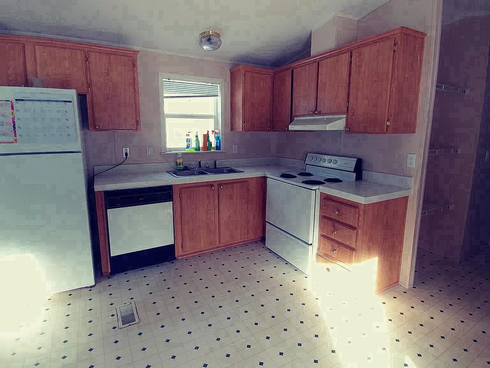 1st image of 804 Blackwell Ave #10