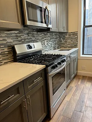 Rented by Oxford Property Group | media 40