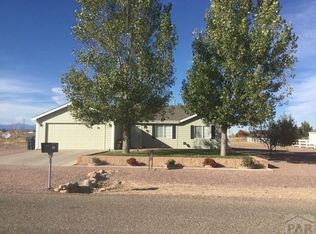 1121 E Desert Cove Dr, Pueblo West, CO 81007