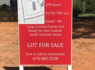 677 Marsh Rd, Charlotte, NC 28209