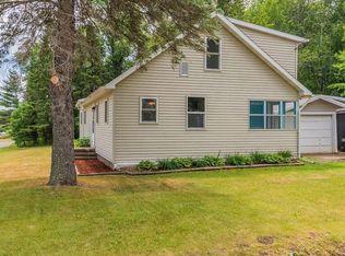 216 Hickory Ave, Moose Lake, MN 55767