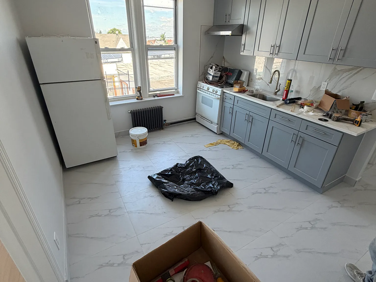 2 bed, 1800 sqft, $4,104 — Photo 3
