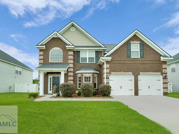 747 English Oak Dr, Hinesville, GA 31313