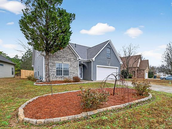 4th image of 425 Waterford Dr