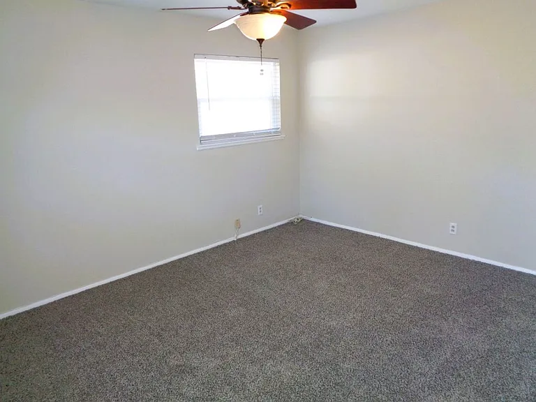 621 Westview Ave — Photo 14