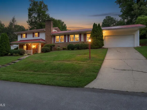 555 Valley Ave, Erwin, TN 37650