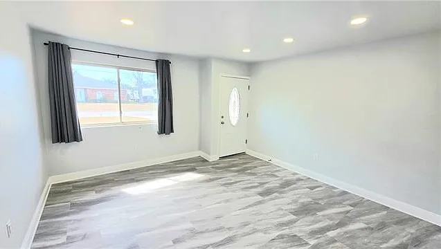 2 bed, 1.0 bath, 803 sqft, $1,500 — Photo 4