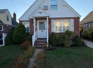 (Undisclosed Address), Floral Park, NY 11001