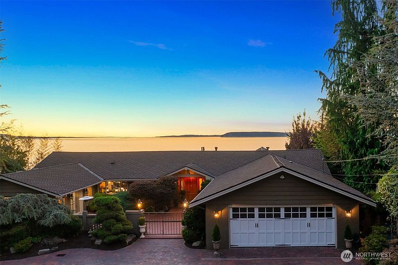 3rd image of 8723 Talbot Road
