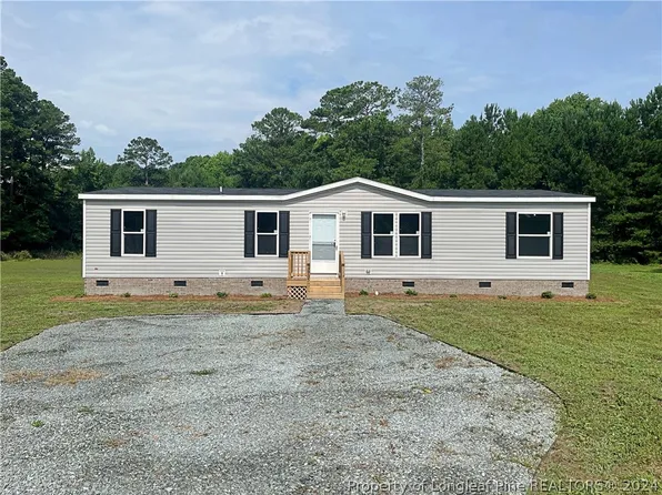 3905 McKethan St, Wade, NC 28395