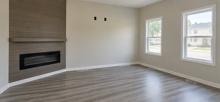 3 bed, 1962 sqft, $1,999 — Photo 2