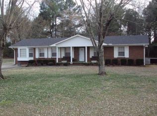 27680 Schrimsher Ln, Athens, AL 35613