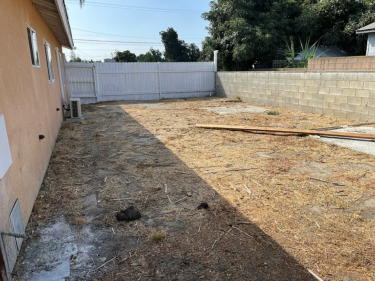 2655 Parkway Dr — Photo 9