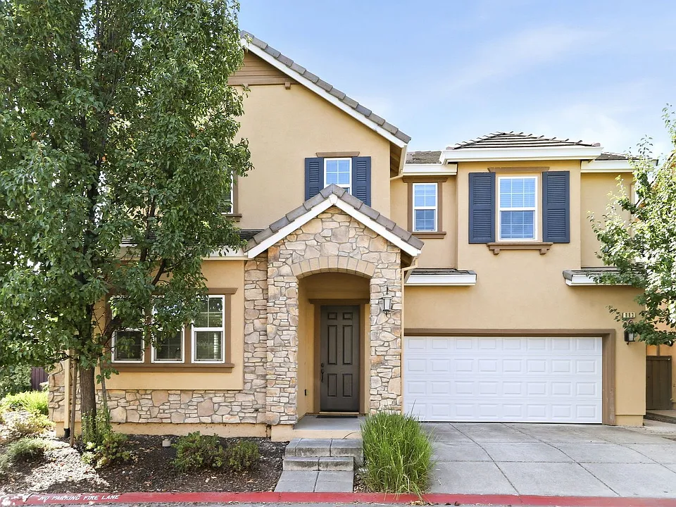 883 Blossom Rock Ln