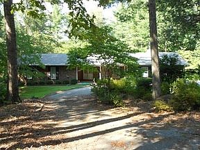 1st image of 433 Birch Circle Dr