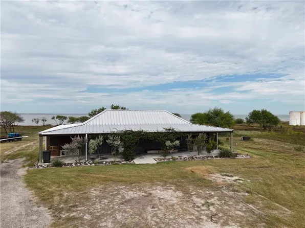 746 Egery Island Rd, Taft, TX 78390