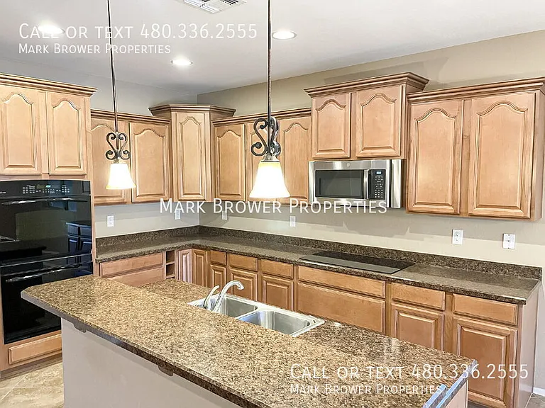 668 W Stanley Ave — Photo 7