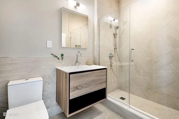 Sold by Citi Habitats | media 31