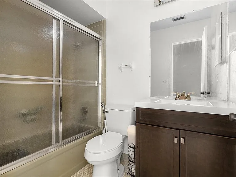 712 E Flag Way — Photo 21