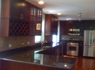 2539 W Lunt Ave #1, Chicago, IL 60645