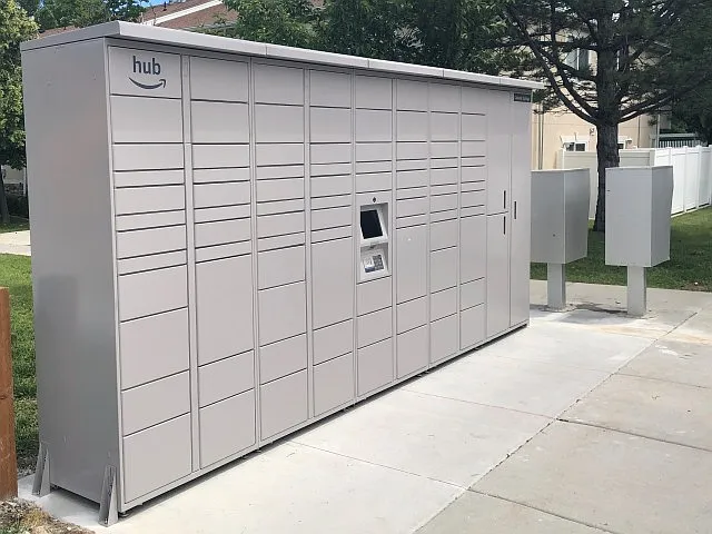 Amazon Lockers
