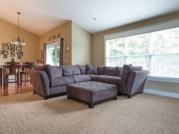 4th image of 3768 Sunrise Ln NW