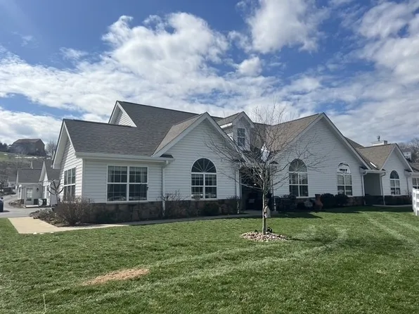 368 Saddlebrook Rd, Gibsonia, PA 15044