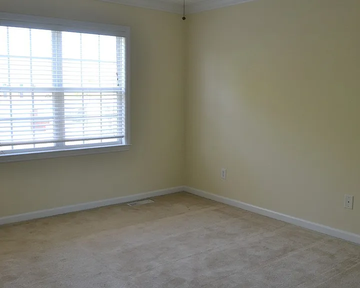 3895 Eagleston Ct — Photo 10