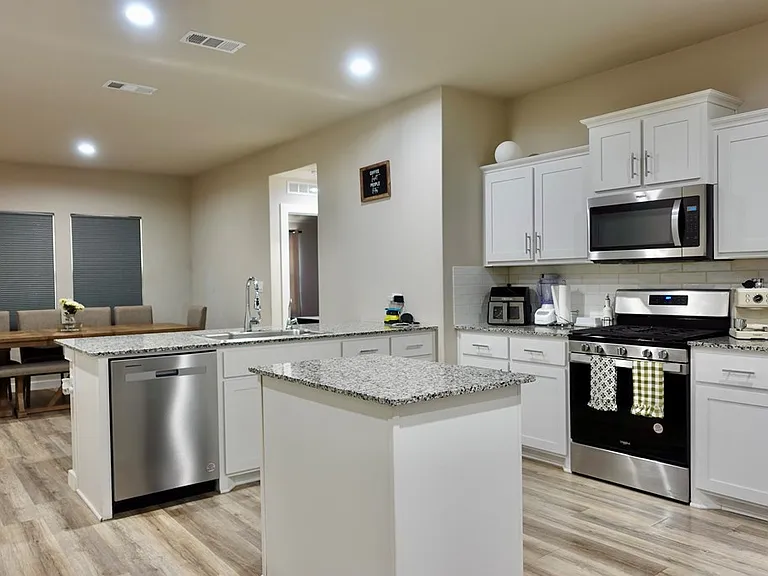 7710 Brown Bark Rd — Photo 11