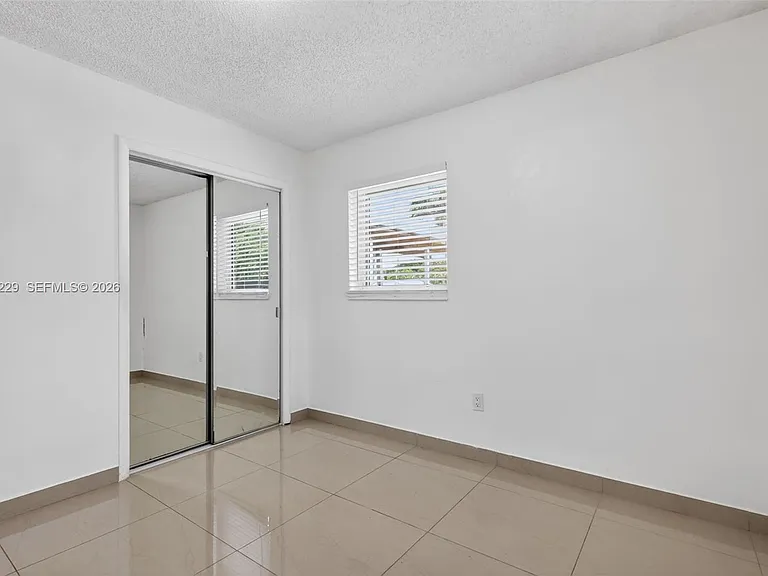 17001 NW 53rd Ct — Photo 24
