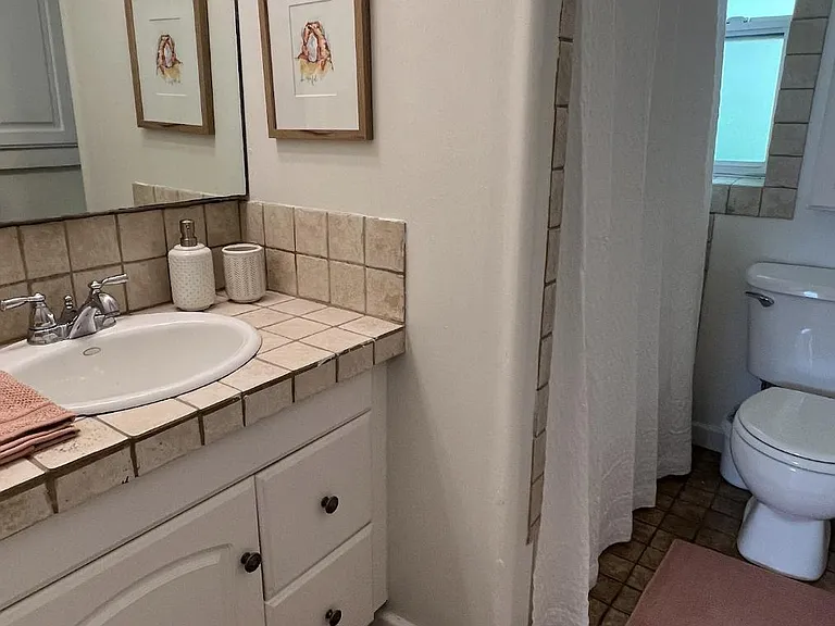 1123 E Sunnyside Ave S — Photo 7