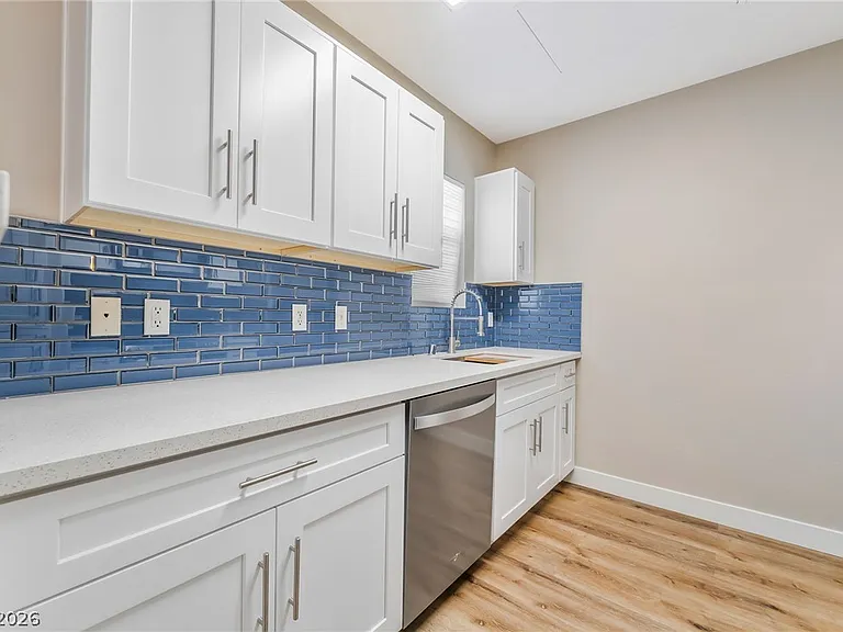 45 Maleena Mesa St #427 — Photo 10