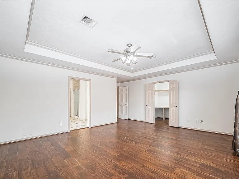 1522 Olive Park — Photo 27