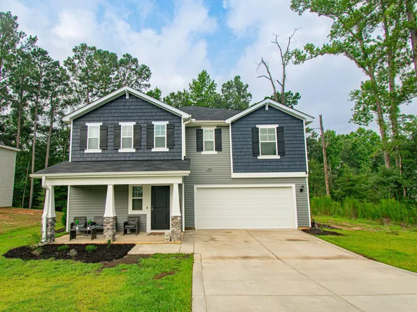 342 Ledgebrook Ln, Raeford, NC 28376