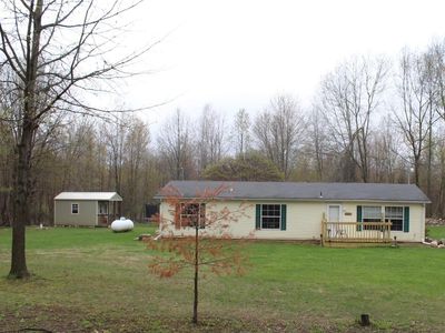 1961 E Goose Lake Rd, Jonesville, MI, 49250